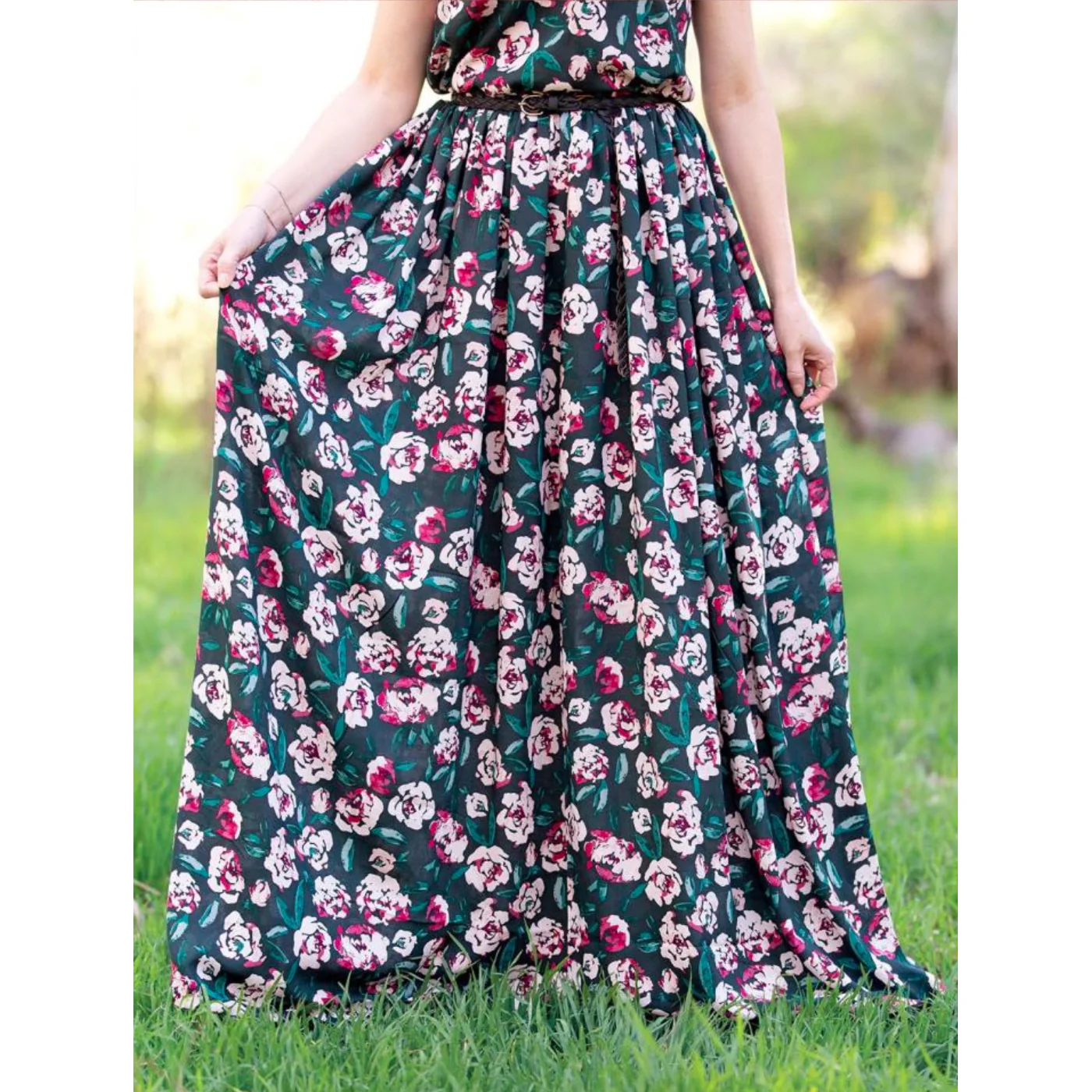 Fields of Foresta Fabric in Rayon - Image 5