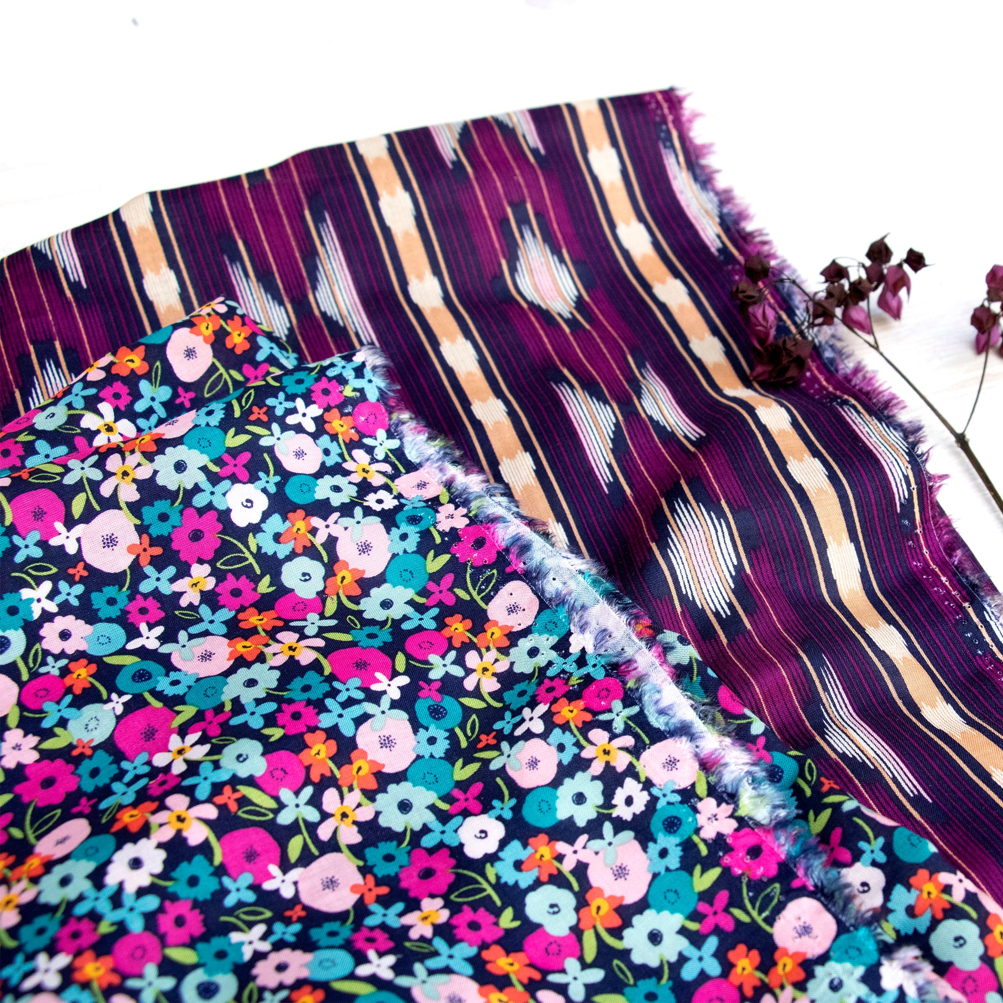 Posy Blaze Fabric in Rayon - Image 6