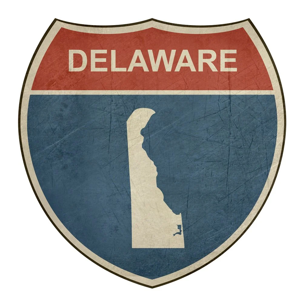 Grunge Highway Sign Fabric Panel - Delaware
