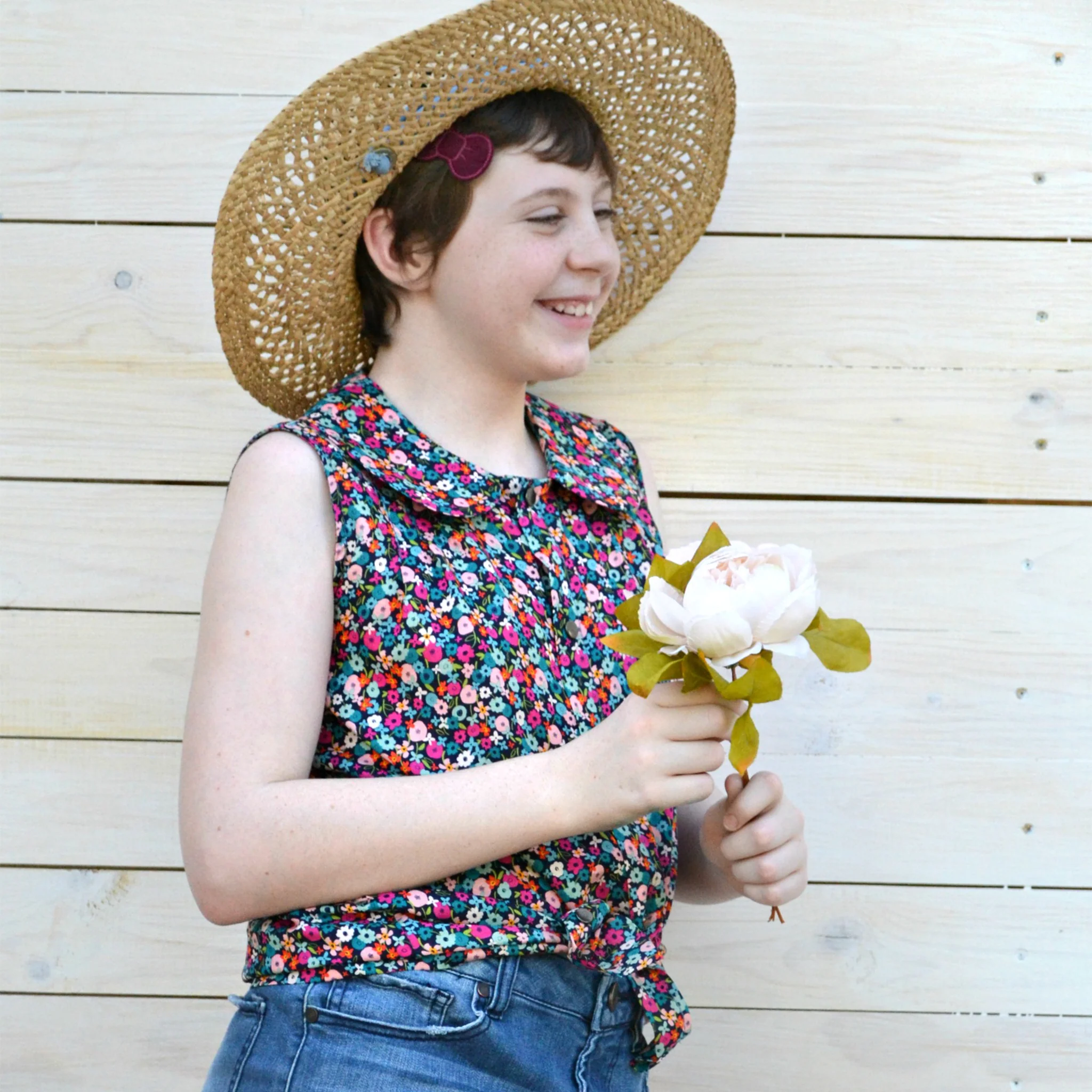 Posy Blaze Fabric in Rayon - Image 5