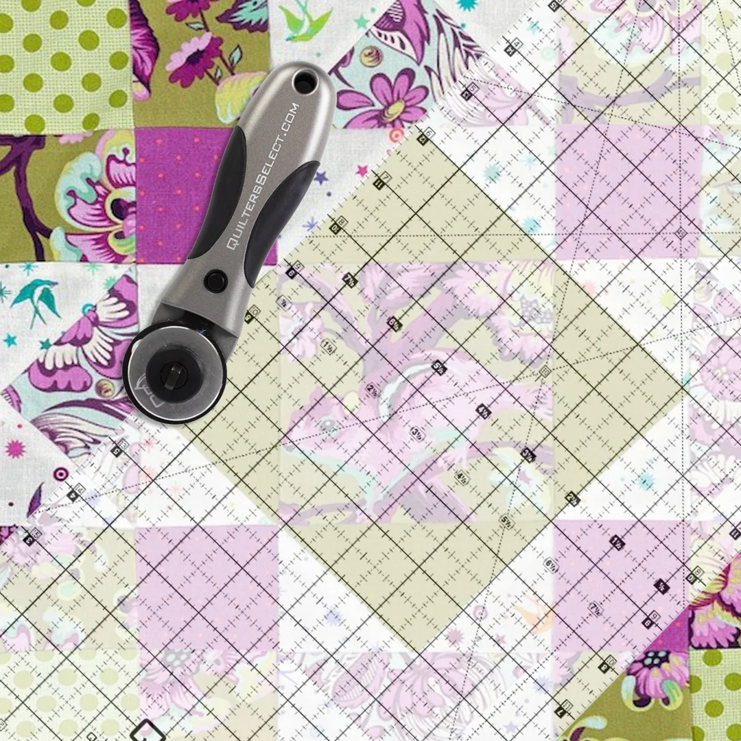 Quilters Select Crystal Clear Non-Slip Ruler - Image 4