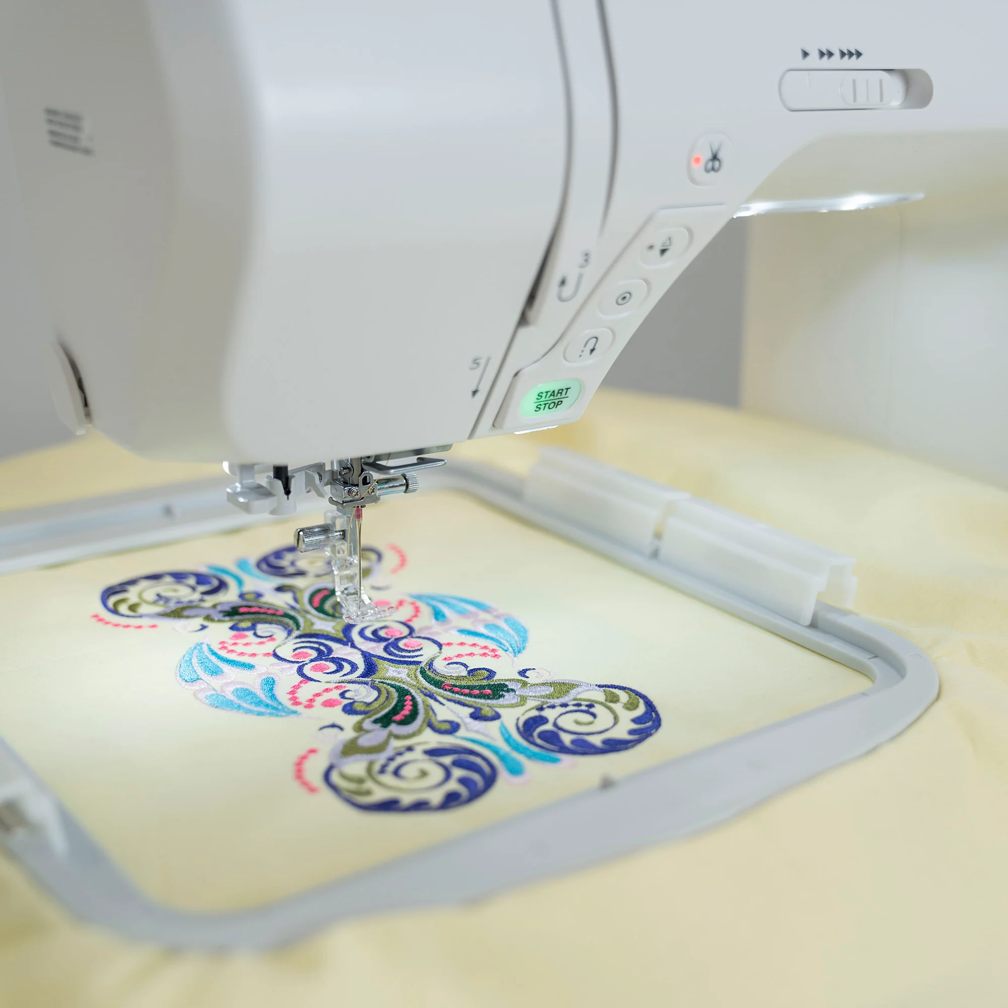 Refurbished Janome Memory Craft 9850 Limited Edition Sewing & Embroidery Machine - Image 4