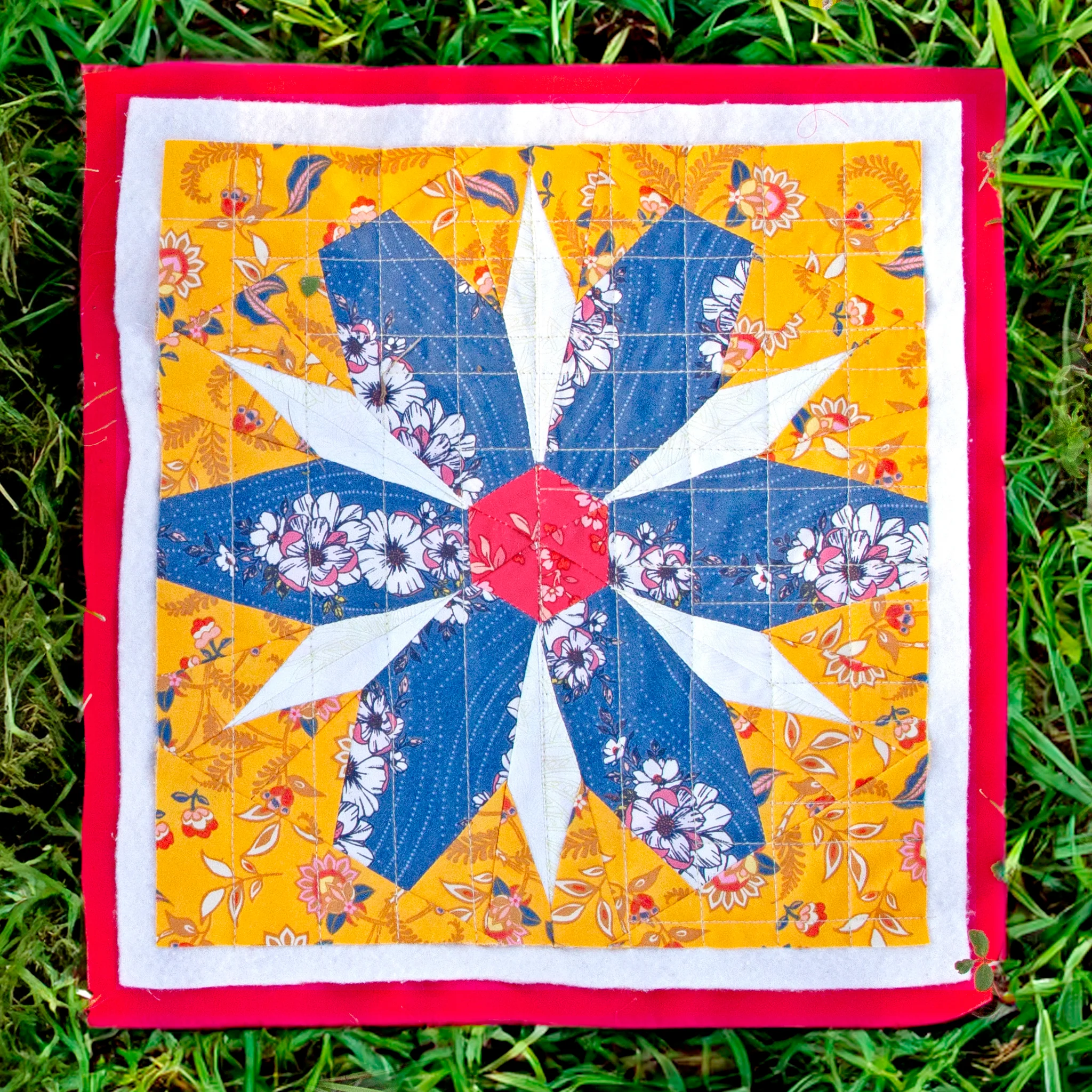 The Flower Fields Fabric Collection - Treillage Gilt - Image 3